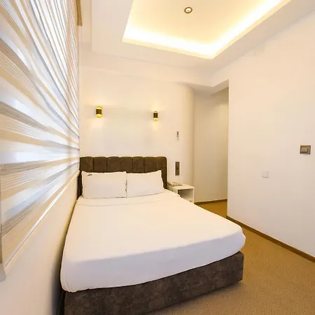 Hotel Marine Point &